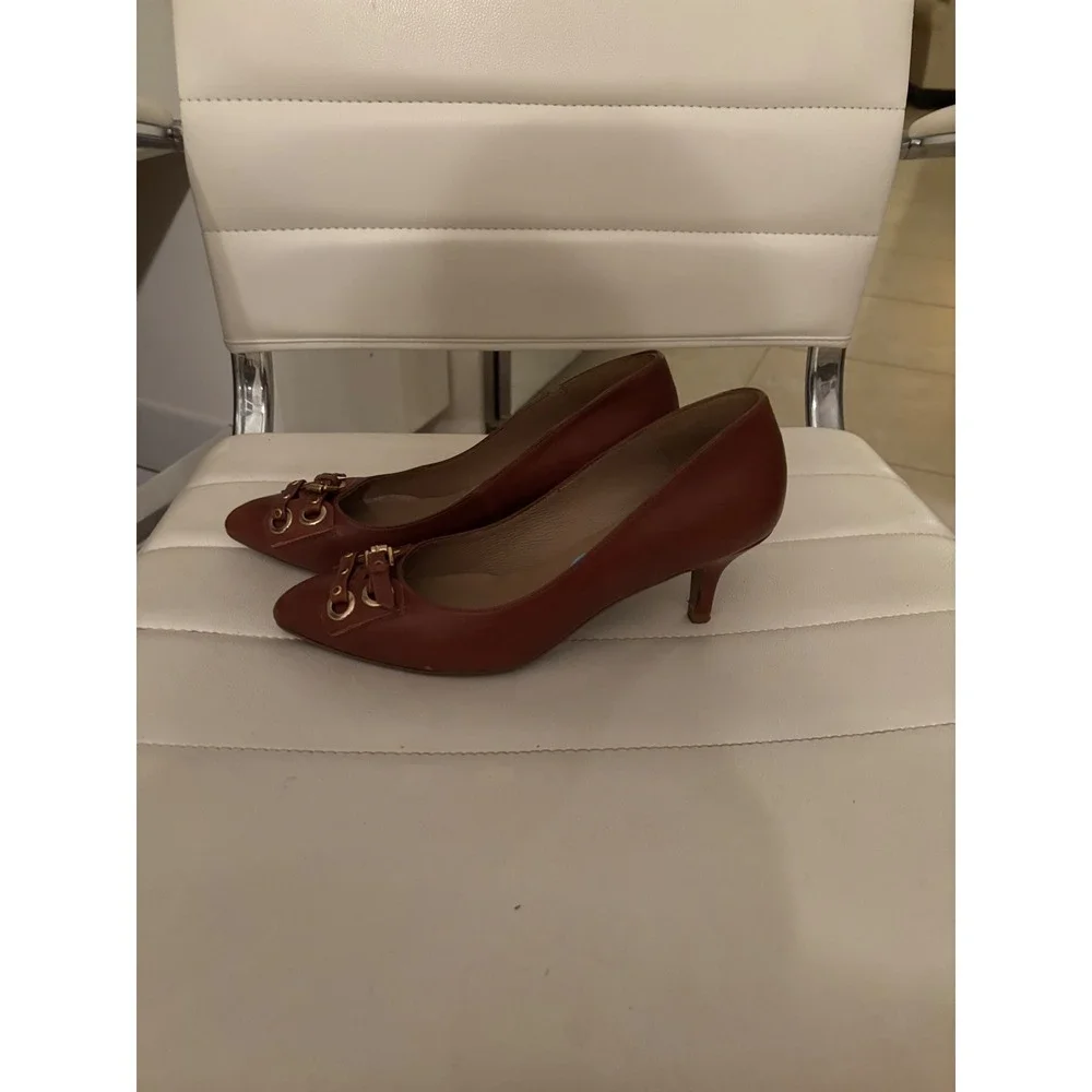 Charcos Brown Leather Kitten Heels Made in Spain Pointed‎ Toe Buckle Detail 38